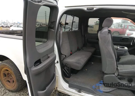 2002 Ford F-150 Lariat/Xl/Xlt из США, поврежденный, VIN 1FTRX17W72NA70023